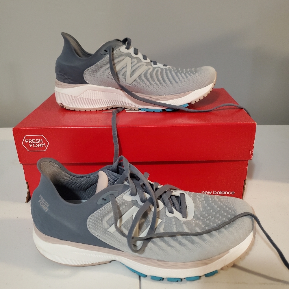 New Balance Size 9 Women's running shoes